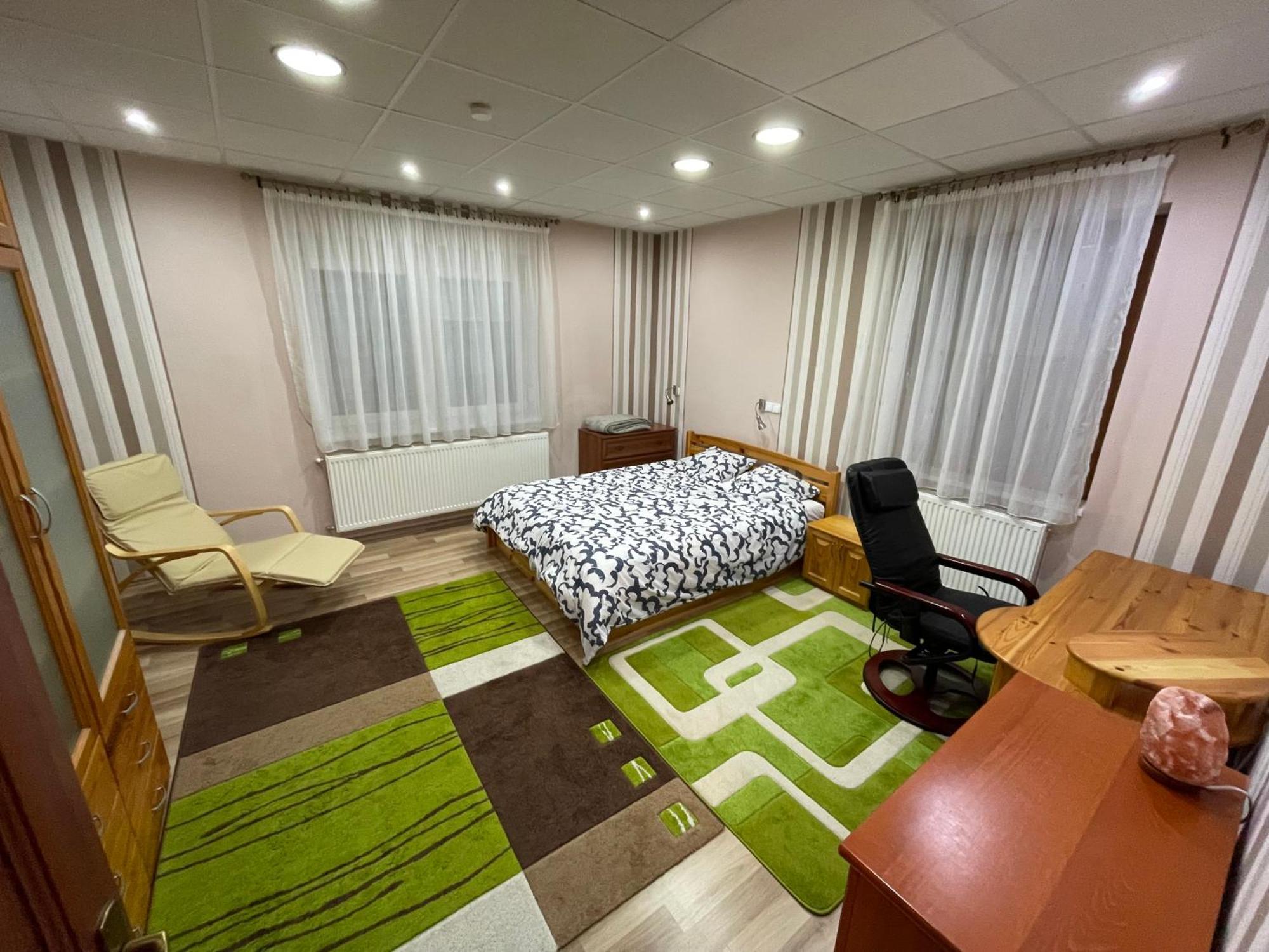 Relax Apartment Zalaegerszeg Exterior foto